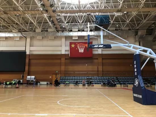 中国柬埔寨篮球赛冠军_柬埔寨篮球联赛_柬埔寨篮球乳